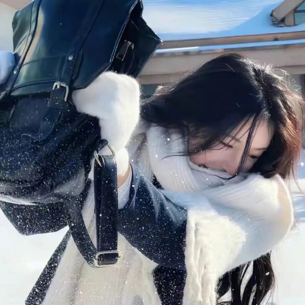 伴人而生